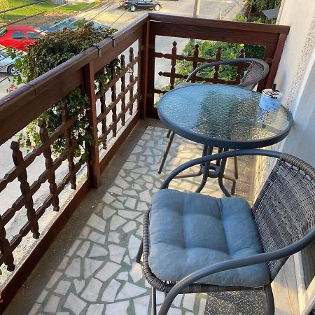 Apartament Mansarda Apartment คูร์ตา เด อาร์เจช ภายนอก รูปภาพ